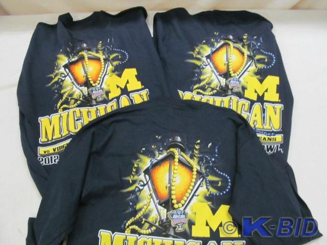 lot 172 image: 3 College Sports T-shirts -- Youth ...
