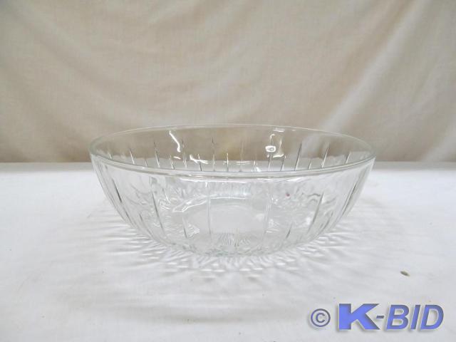 lot 201 image: Large Crystal Serving Bowl