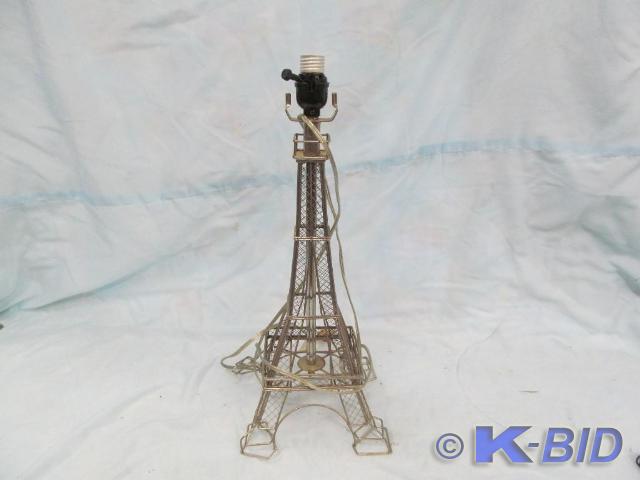 lot 51 image: Eiffel Tower light 19 tall