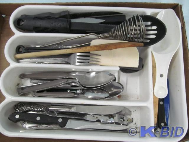 lot 69 image: Large Assortment of Kitchen Utensil...