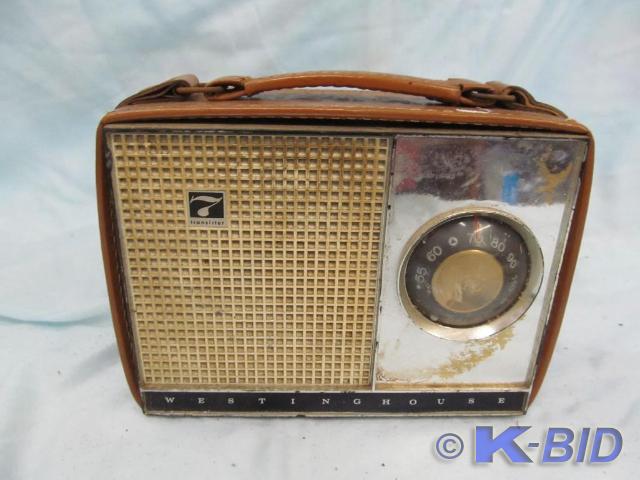 lot 84 image: Westinghouse AM Radio 7 transistors
