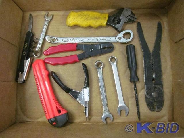 lot 89 image: Tools - adjustable wrench, wrenches...