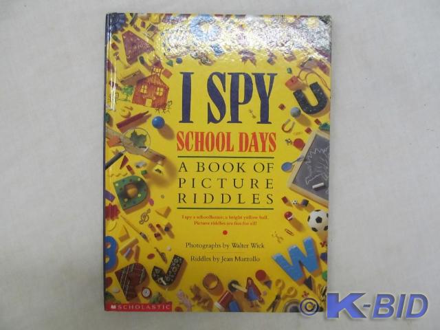 I Spy School Days, A Book of Pictur...