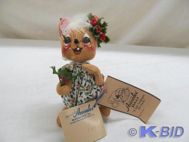 7 Annalee Dolls Holly Girl Mouse