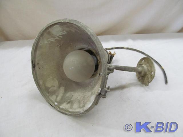 Vintage Porcelain Outdoor Light Fix...