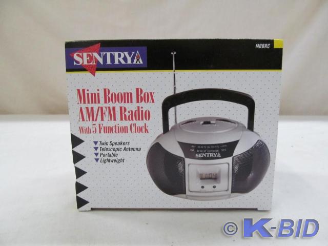 Sentry Mini Boom box AMFM Radio wi...