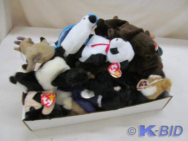 Large Quantity of Beanie Babies
