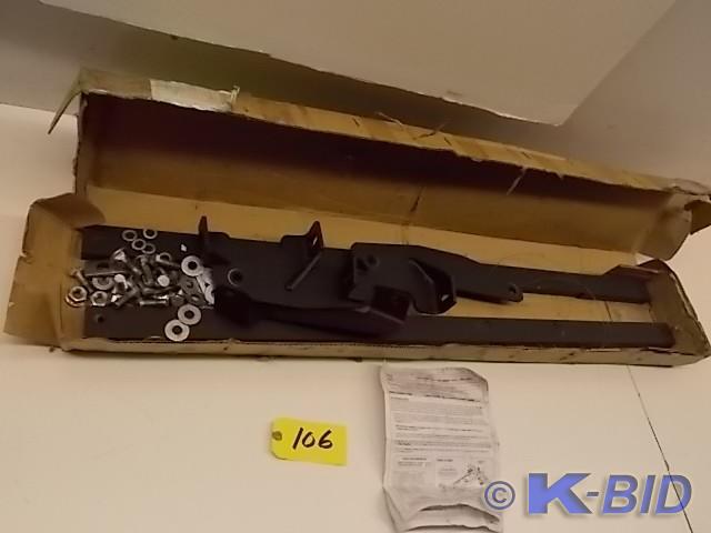 Curt 60604 Rail Kit, Fits 11-15 GM ...