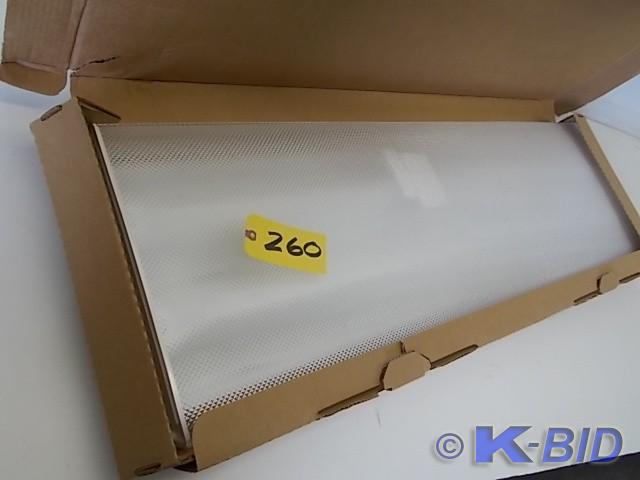 Lithonia 668418 4 Fluorescent Ligh...
