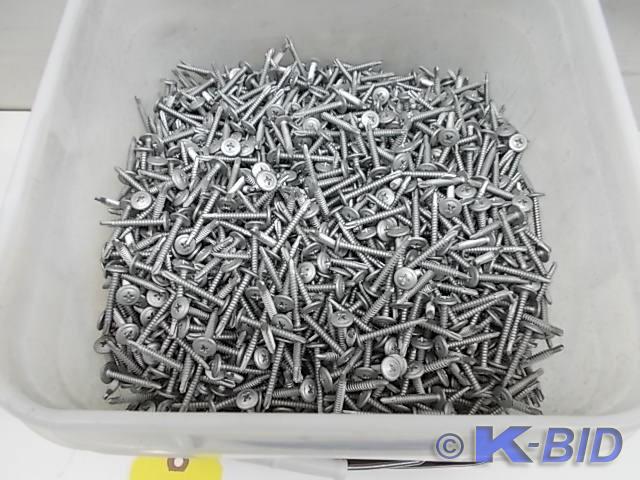 Approx. (4000) #8-18 x 1 14 Stain...