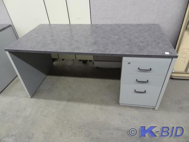 lot 188 image: Laminate 3 drawer office desk. 64 x...