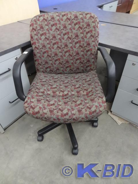 lot 208 image: office chair on wheels