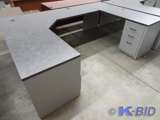 lot 219 image: U shaped laminate desk. 6 drawer. 7...