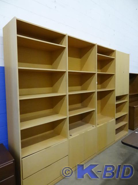 lot 220 image: Large shelving unit. Unit is all 1 ...