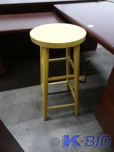 lot 222 image: 28 wooden stool