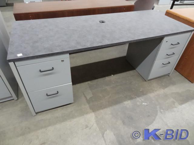 lot 238 image: Laminate 5 drawer office desk. 76 x...