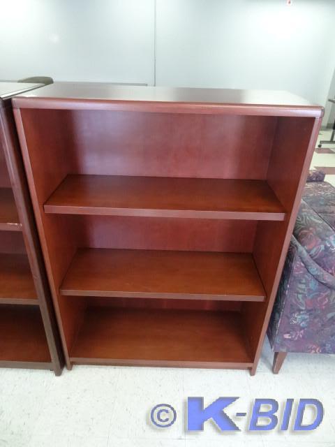 lot 25 image: Wood book shelf with 2 adjustable s...