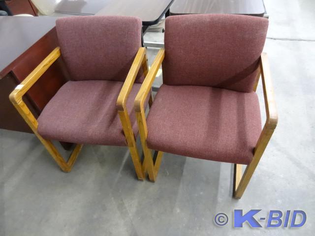 lot 277 image: 2 matching office chairs on wheels