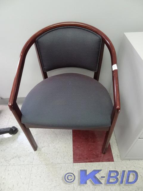 lot 8 image: Wood framed side chair