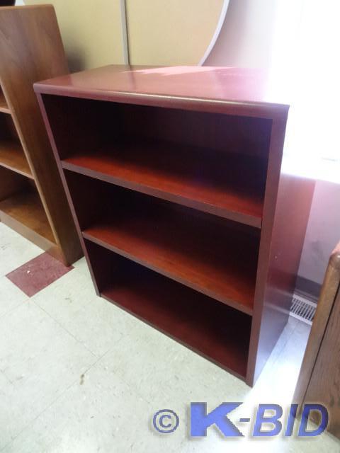 lot 83 image: Wood book shelf with 2 adjustable s...