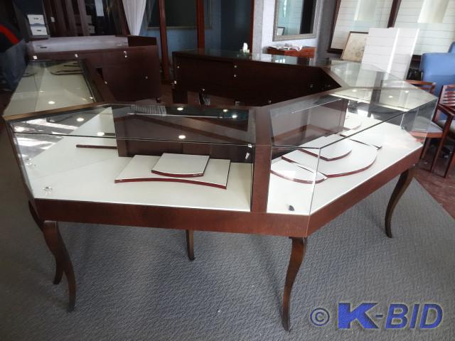 lot 1 image: 5 piece high end Jewelry case. Each...