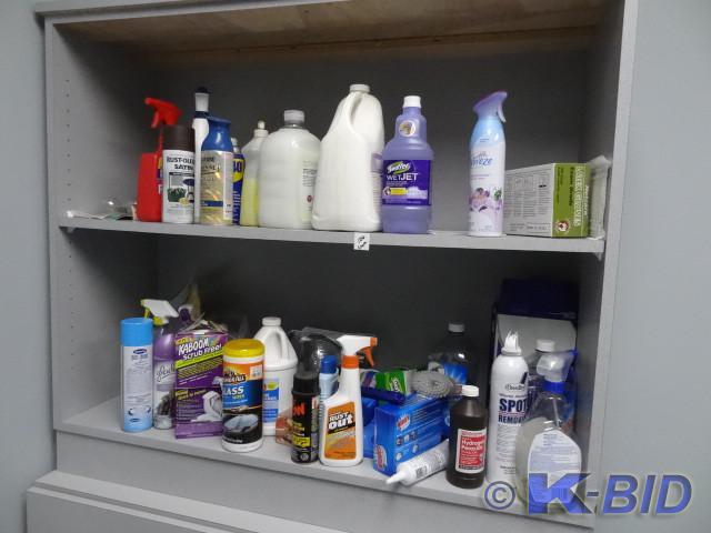 lot 106 image: Lot of household chemicals. Soap, c...