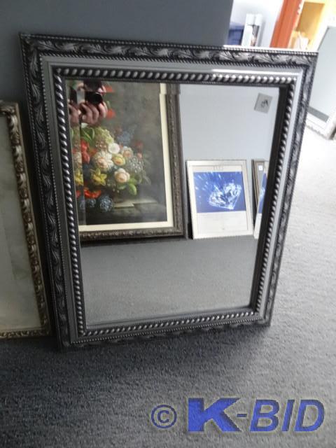 lot 109 image: 20 x 24 wall mirror