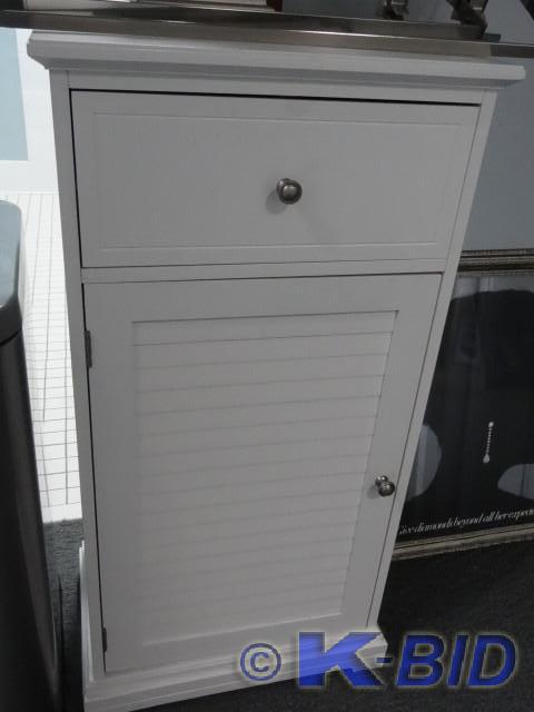 lot 121 image: Cabinet with one drawer and 1 door....