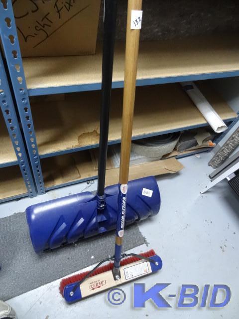 lot 132 image: Snow shovel and broom