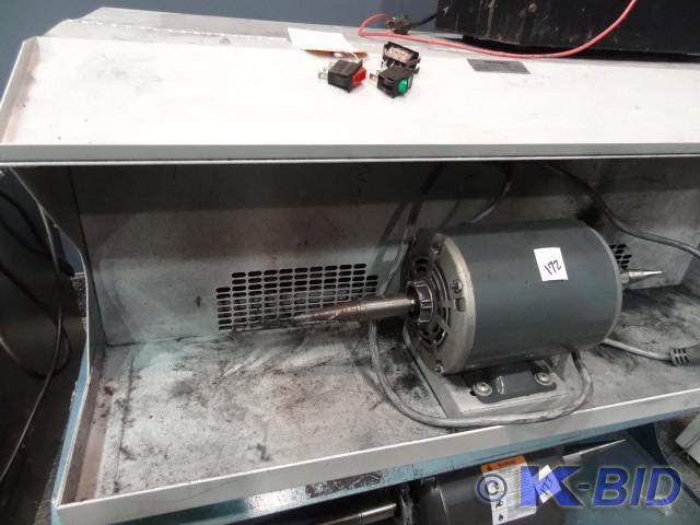 lot 172 image: Buffing station. 110 volt