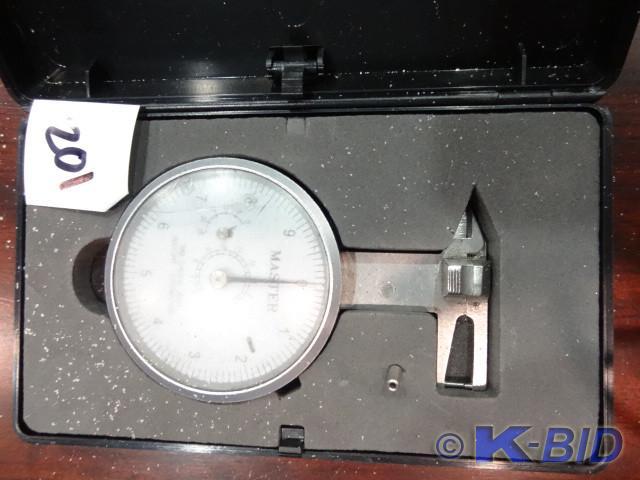 lot 201 image: Master MM gauge and weight estimato...