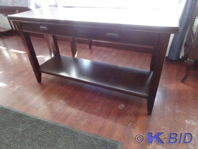 lot 21 image: Wood table with 2 drawers. Excellen...