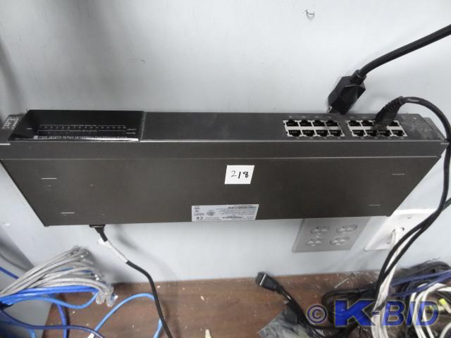 lot 218 image: FSW-1610 TX 16 port 10100 MBPS fas...