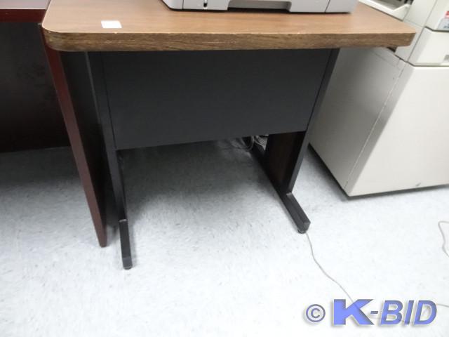 lot 76 image: Table with metal frame. 30 x 30 x 3...