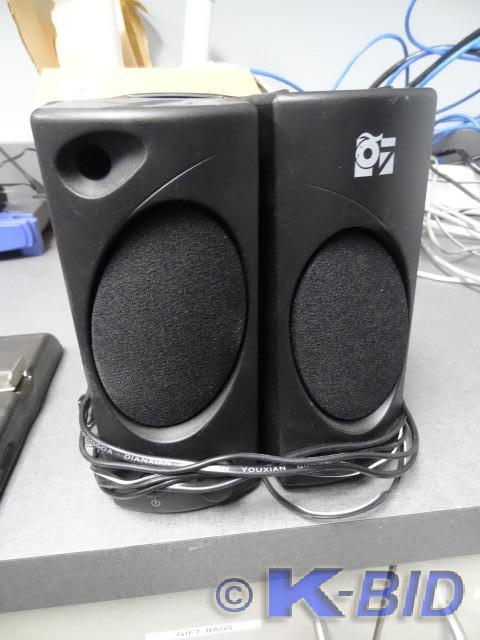 lot 89 image: Set of computer speakers