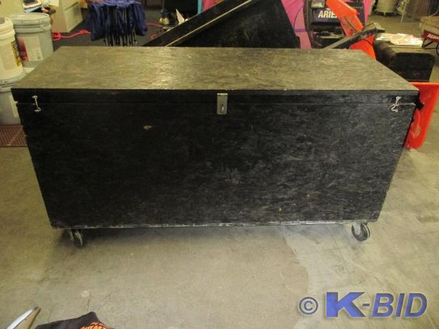 Insulated box for deer or other ite...