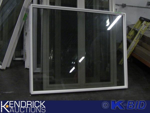 lot 119 image: 1 Lindsay Vinyl Framed Picture Window