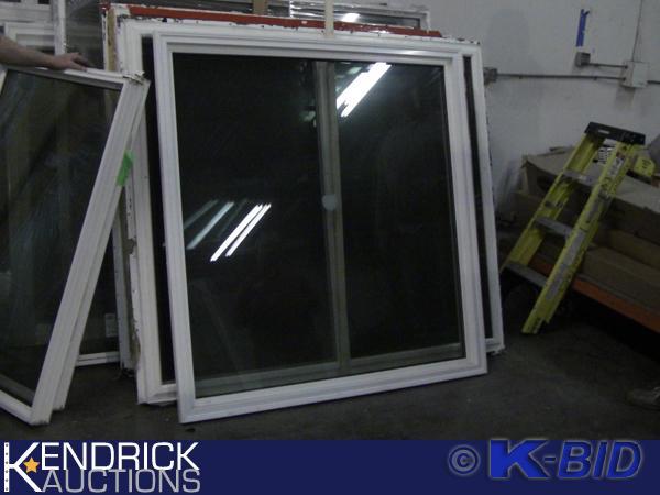 lot 125 image: 1 Lindsay Vinyl Framed Picture Window