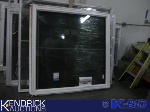 lot 127 image: 3 Heartland Picture Windows