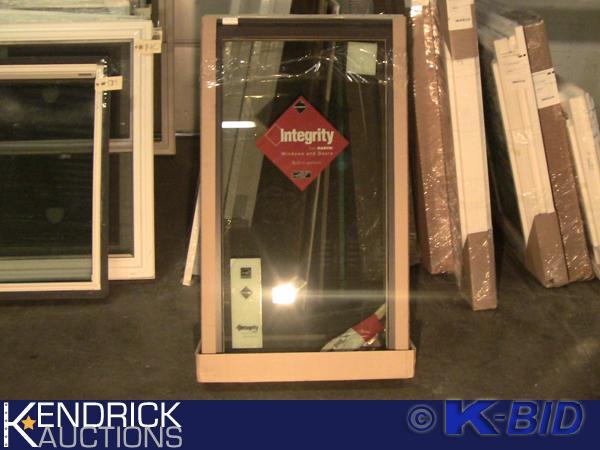 lot 174 image: 1 Marvin Integrity Vinyl Framed with Wood Jamb Casement Window