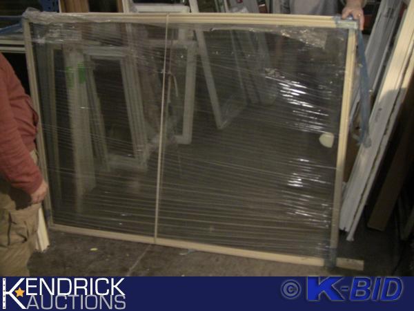lot 75 image: 1 Lindsay Vinyl Framed Picture Window
