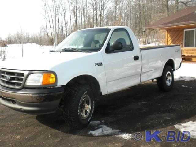 2004 Ford F150 XL &nbsp4WD    Ye...