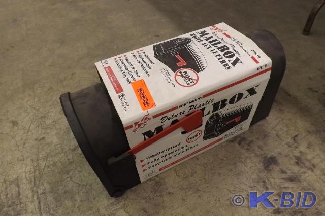 New in Box, Deluxe Plastic Mailbox