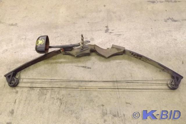 Compound Bow Deer Slayer, Model 221...