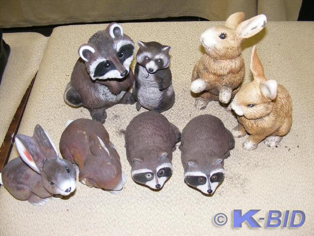 Lot of Lawn Decor, Bunnies and Raco...