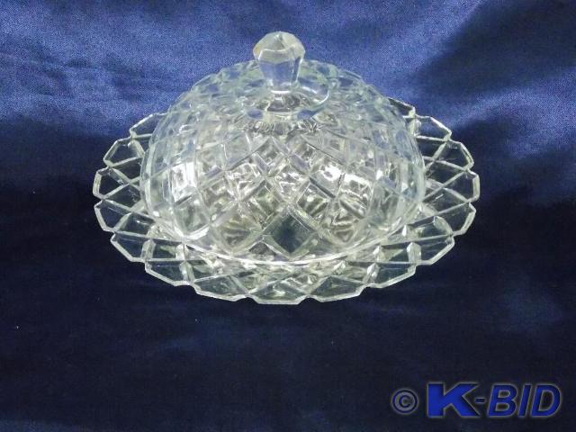 Diamond Cut Butter Ball Dish with L...