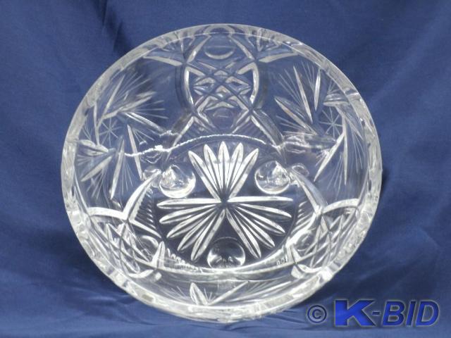Crystal footed bowl approx 6.5 inch...