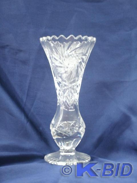 Glass Vase approx 7.25 inches high