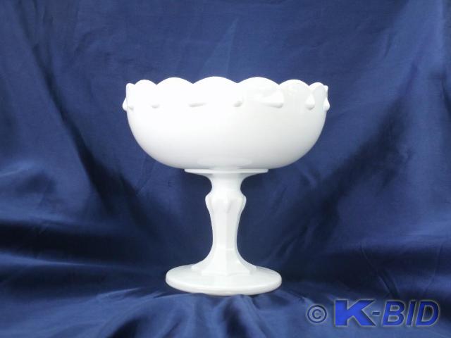 Milk Glass fruit bowl approx 7.5 in...