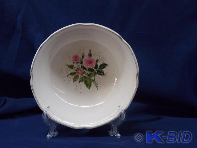 Rose Pattern Porcelain Bowl 7.5in d...